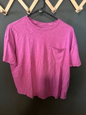 Universal Thread T-shirt